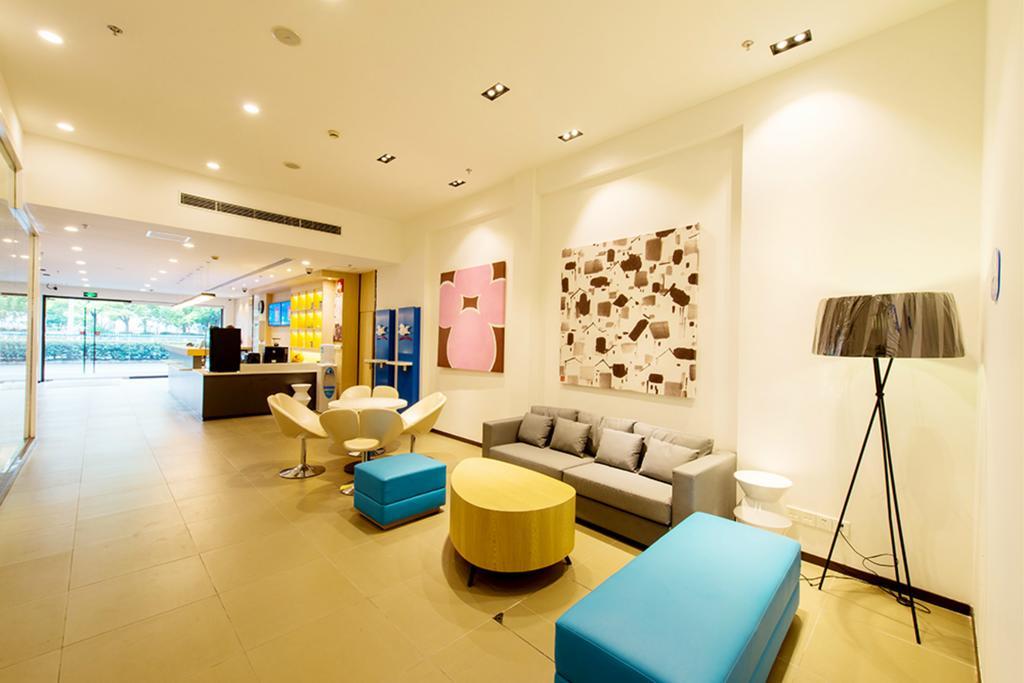 Hanting Hotel Shanghai Lujiazui Dongfang Road Exterior photo