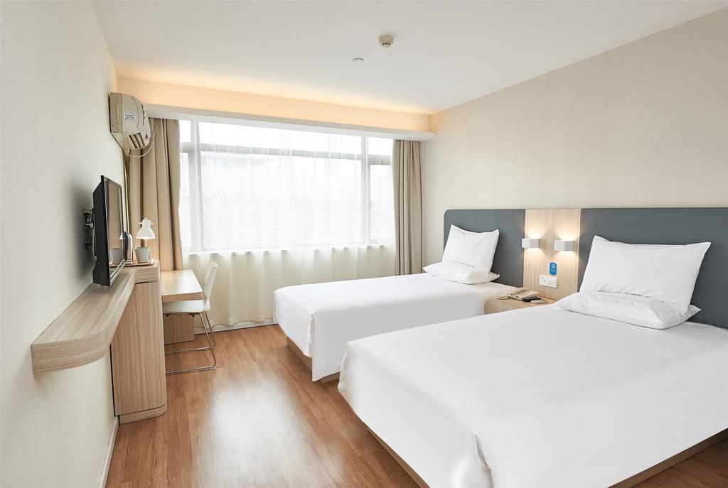 Hanting Hotel Shanghai Lujiazui Dongfang Road Exterior photo
