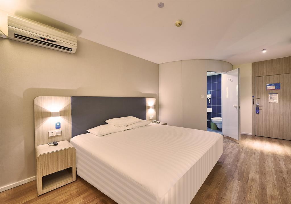 Hanting Hotel Shanghai Lujiazui Dongfang Road Exterior photo
